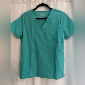 FIGS surgical green top size S